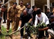 Pj Gubernur Lampung Samsudin Tanam Pohon Sawo Tanda Kelanjutan Pembangunan Kota Baru