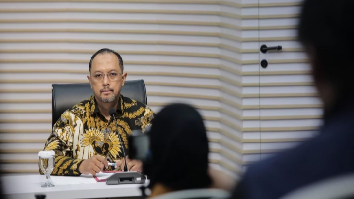 Juru Bicara KPK Tessa Mahardhika saat konferensi pers di Gedung Merah Putih KPK, Jakarta, Selasa (24/12/2024).