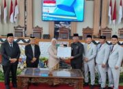 DPRD Lampung Timur Paripurna Pemberhentian dan Penetapan Bupati Terpilih