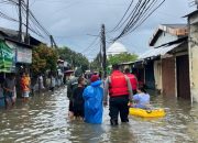 Update Banjir Jakarta : 52 RT dan 22 Ruas Jalan Terendam, Ketinggian 30 – 100 Cm