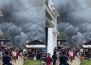 Rumah Semi Permanen Belakang Pasar Sukaraja Semaka Hangus Terbakar