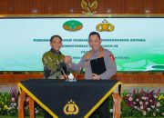 Menhut dan Kapolri Teken MoU Penanganan Masalah Hutan