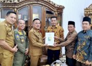 Panitia Serahkan Berkas Usulan DOB Lampung Pesisir ke Pemkab Pesawaran