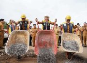 Wagub Jihan Groundbreaking Perbaikan Ruas Jalan Jabung – Simpang Maringgai