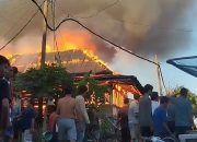 Tiga Rumah Warga di Karya Penggawa Pesisir Barat Ludes Terbakar