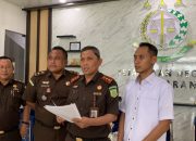 Diduga Korupsi Bantuan Bedah Rumah, Kejari Pesawaran Tahan Kades Baturaja